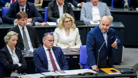 Nord Stream-Eklat im Bundestag: AfD fordert Aufklärung – „Kniefall vor Putin“-Vorwurf der Grünen
