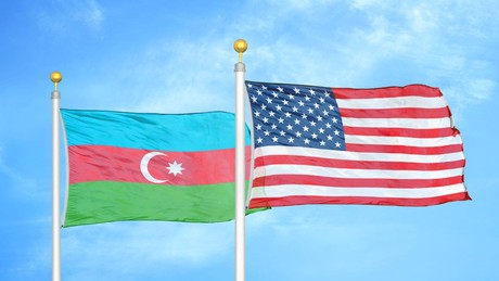 USA wirbt im Südkaukasus um Einfluss – Aserbaidschan erhält Glückwünsche zur Unabhängigkeit