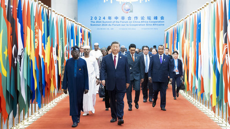 Sensations-Enthüllung: Chinas neues Zahlungssystem lässt SWIFT in Afrika alt aussehen