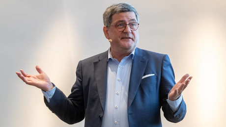Sensations-Erfolg! “Tichys Einblick” zwingt bayerischen Verfassungsschutz in die Knie