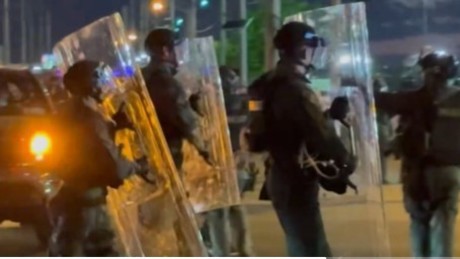 Chaos in New Jersey: Demonstranten nach brutalen Zusammenstößen in ICE-Gefangenenlager festgenommen
