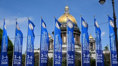 Ukrainische Drohnen-Attacke auf St. Petersburg: Blutiger Auftakt zum Wirtschaftsforum!