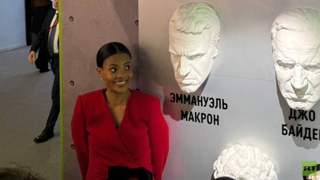 Candace Owens beim SPIEF: Mit “wütendem” Macron für Schlagzeilen gesorgt