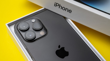 20 Millionen Nutzer abgeschnitten: Apple wirft russischen Messenger MAX aus dem Store