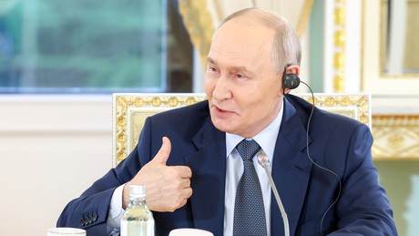 Putin schwärmt: „Einer der besten” – Schröder soll bei Gaslieferungen helfen