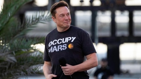 **Elon Musk knackt die Billion! SpaceX-Rekordbörsengang macht ihn zum reichsten Menschen der Geschichte**