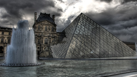 Schock-Enthüllung: Louvre-Direktor schlägt Alarm – Museum kurz vor dem Kollaps!