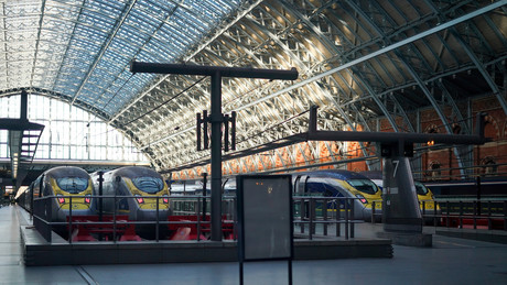 Hitzeschock legt Eurostar lahm: Zugausfälle zwischen Paris und London!