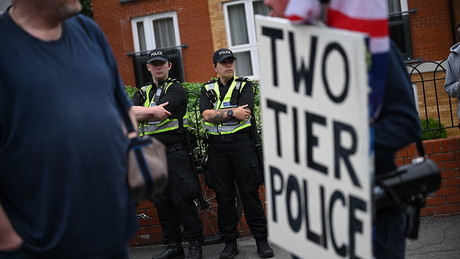 Britische Polizei in der Krise: Studie fordert radikale Abkehr von Wokeness hin zu echter Verbrechensbekämpfung!