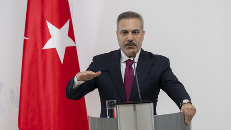 Türkei bietet Ukraine historische Sicherheitsgarantien auf See an!