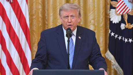 Trump schockiert mit China-Vorwürfen: „Sie manipulieren die US-Wahl 2020!“