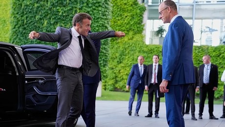Deutschland akzeptiert Frankreichs nukleares Schutzschild – Merz: „Historischer Schritt zur Sicherheit“