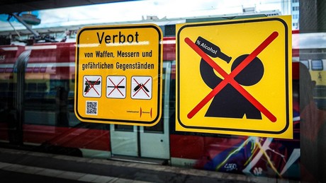 Ab Oktober: Schluss mit Bier und Wein auf dem Bahnsteig!