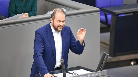 Schock in Deutschland: AfD-Kandidat erneut von Wahl ausgeschlossen!
