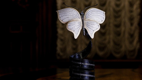 Sensation in der Filmbranche: Diamanten-Schmetterling wird im November verliehen