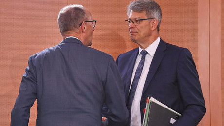 Skandal im Bundeskabinett: Merz feuert seinen eigenen Verkehrsminister Schnieder