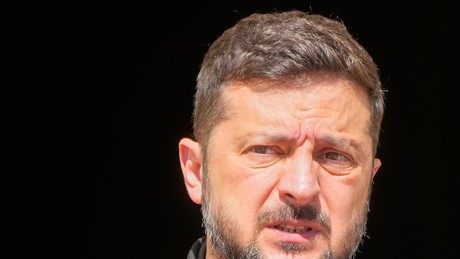 Iran beschuldigt Ukraine: Tödlicher Angriff auf Frachter im Kaspischen Meer – Wer steckt wirklich dahinter?