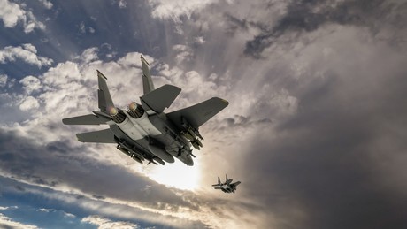 Türkei schickt Kampfjets an Russlands Grenze – Alarmstufe Rot im Westen!