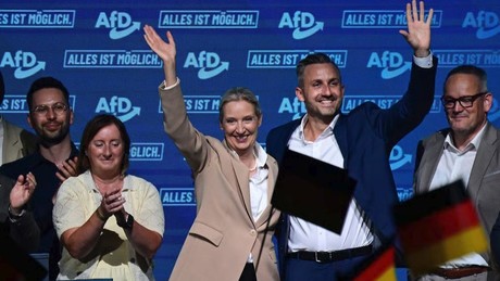 AfD explodiert auf Rekordhoch: ZDF-Politbarometer meldet alarmierende 28 Prozent für die Partei!