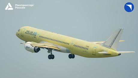 MS-21-310 hebt ab: Russlands Superjet bricht zu seinem Jungfernflug auf!