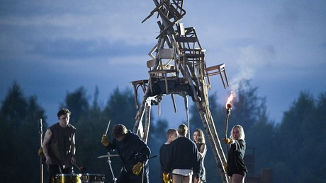 Archstojanie: Das autonome russische Kunstparadies, das die Welt in Staunen versetzt