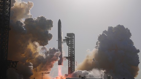 SpaceX-Milliardenumsatz, aber dicke rote Zahlen: Der Börsengang enttäuscht!
