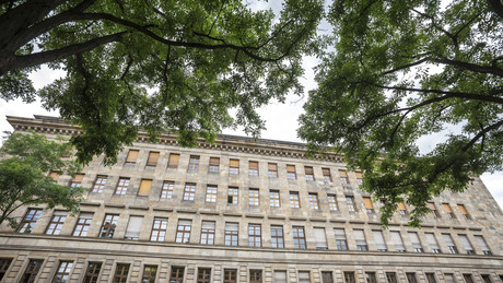 Skandal im Rathaus! Mannheimer Politiker will Swinger-Party zwischen Akten und Amtstuben