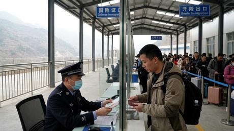 Chinas eiserne Mauer gegen den Brain-Drain: Wie das Reich der Mitte seine Elite an der Flucht hindert