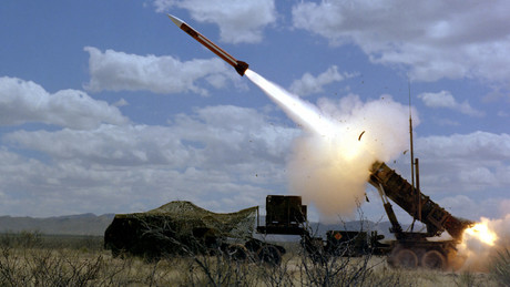 Finnland stoppt Patriot-Lieferungen: Schock für die Ukraine – Raketen bleiben im Bunker!
