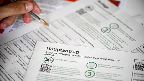 Bürgergeld-Revolution: Alle Verwarnungen gestrichen – Termin-Schwänzer haben plötzlich Schonfrist!