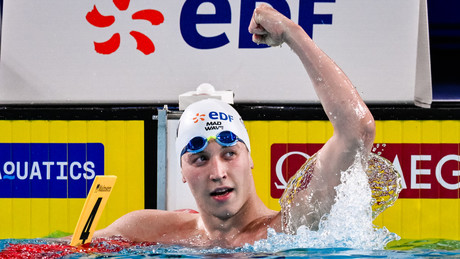 Goldrausch in Paris: Kornew krönt sich zum Schwimm-König Europas