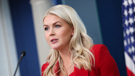 Schock im Weißen Haus: Karoline Leavitt wirft das Handtuch!