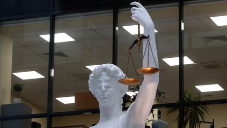 Grünen-Politiker kassiert Blamage im „Lappen“-Prozess – Gerichtsurteil sorgt für Aufsehen