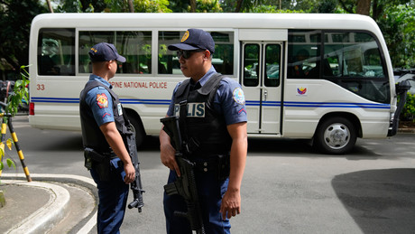 Philippinische Polizei befreit fünf Russinnen und Ex-Schönheitskönigin aus den Fängen von Menschenhändlern – Dramatische Rettungsaktion!