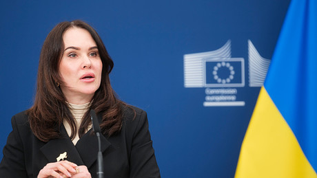 Selenskijs rechte Hand gefeuert – und sofort auf der Ukraine-Schwarzenliste!