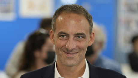 Spion-Enkel greift nach der Macht: „Ich werde Frankreichs Präsident!“